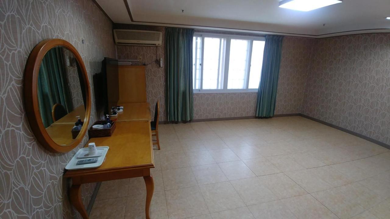 Fourseason Youth Hostel Kjongdzsu Kültér fotó
